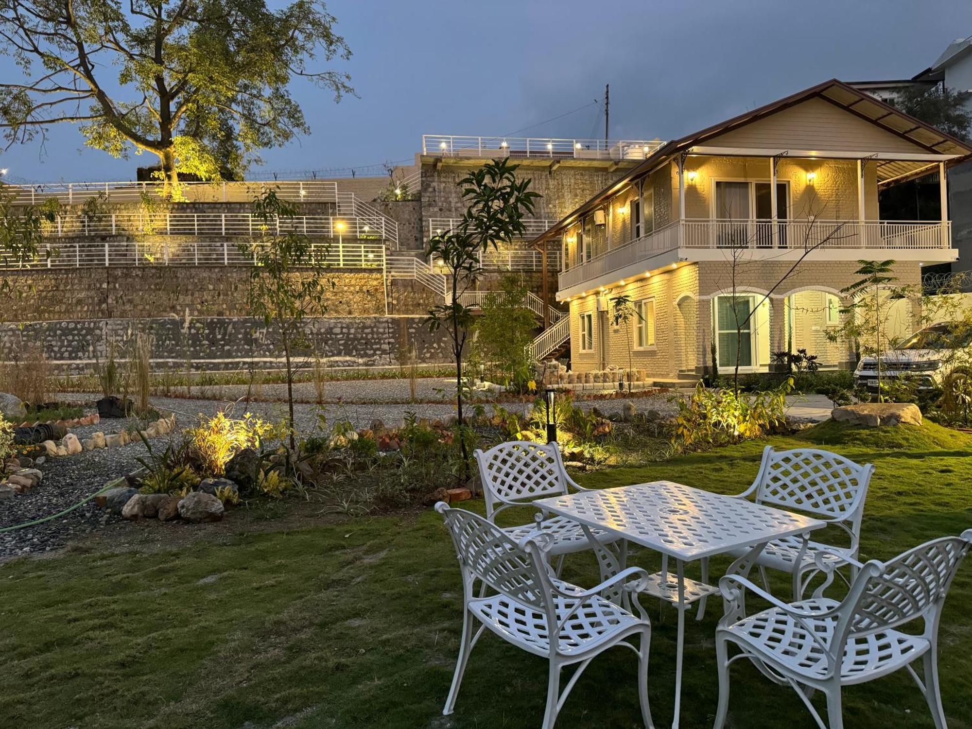 Cliff House, 3Br Lux Farmhouse 2Km To Rajpur Road Dehradun Extérieur photo